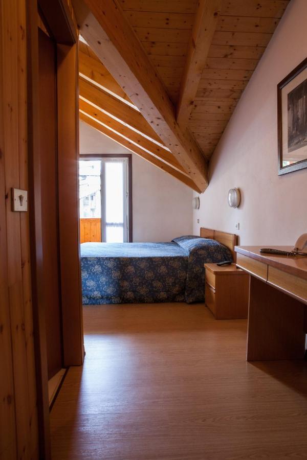Quadruple Room,966984955:JPEG