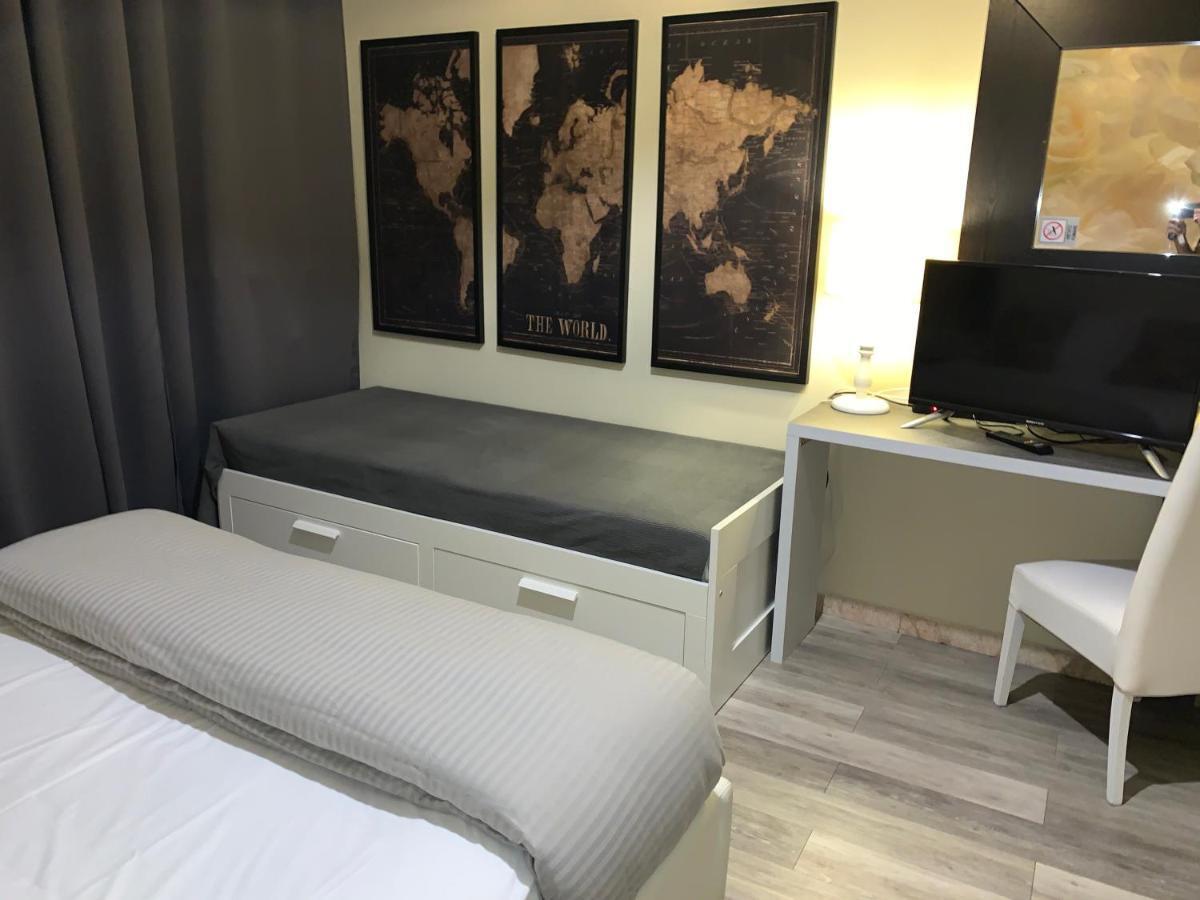 Triple Room Private Bathroom
