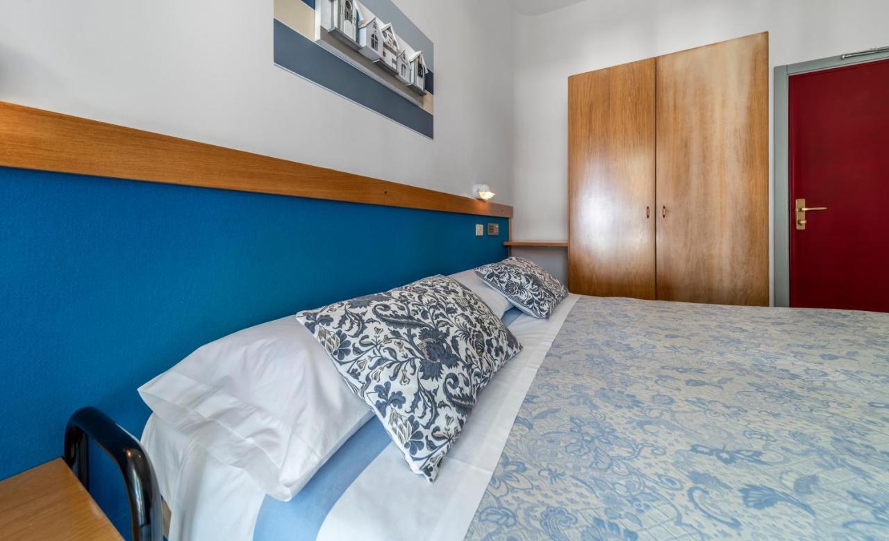 Double or Twin Room Balcony