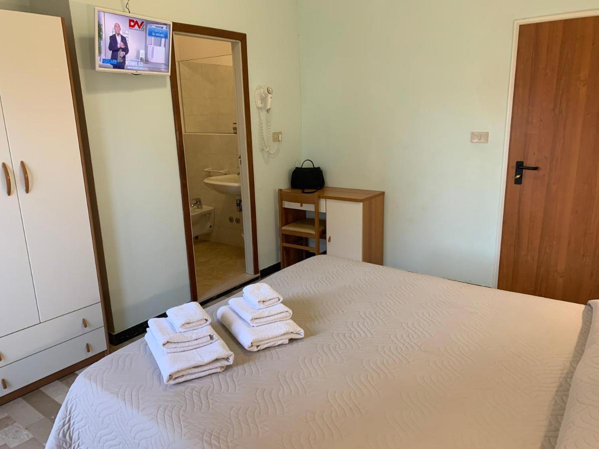 Double Room,972730858:JPEG
