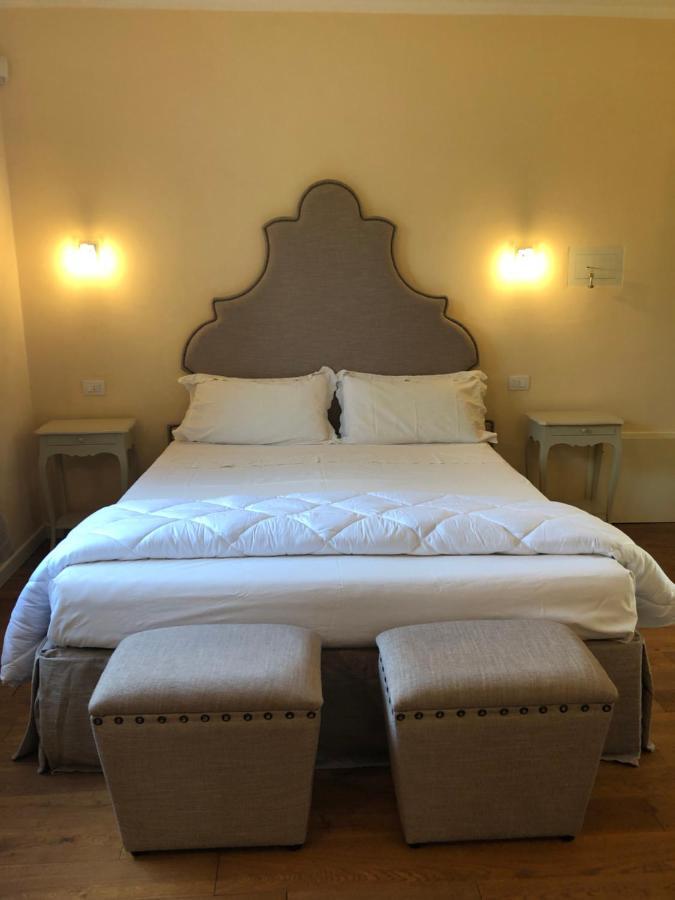 Deluxe Suite Spa Bath