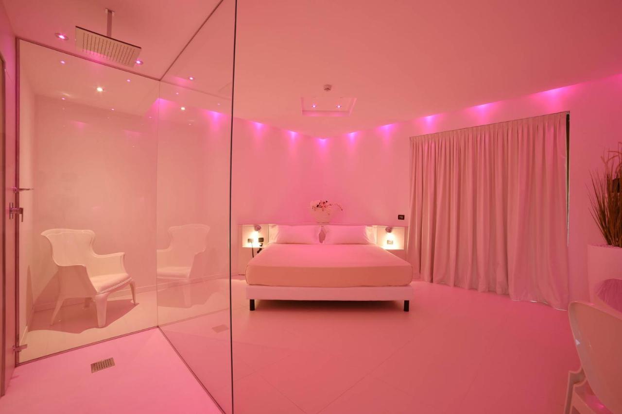 Double Room,978638440:JPEG