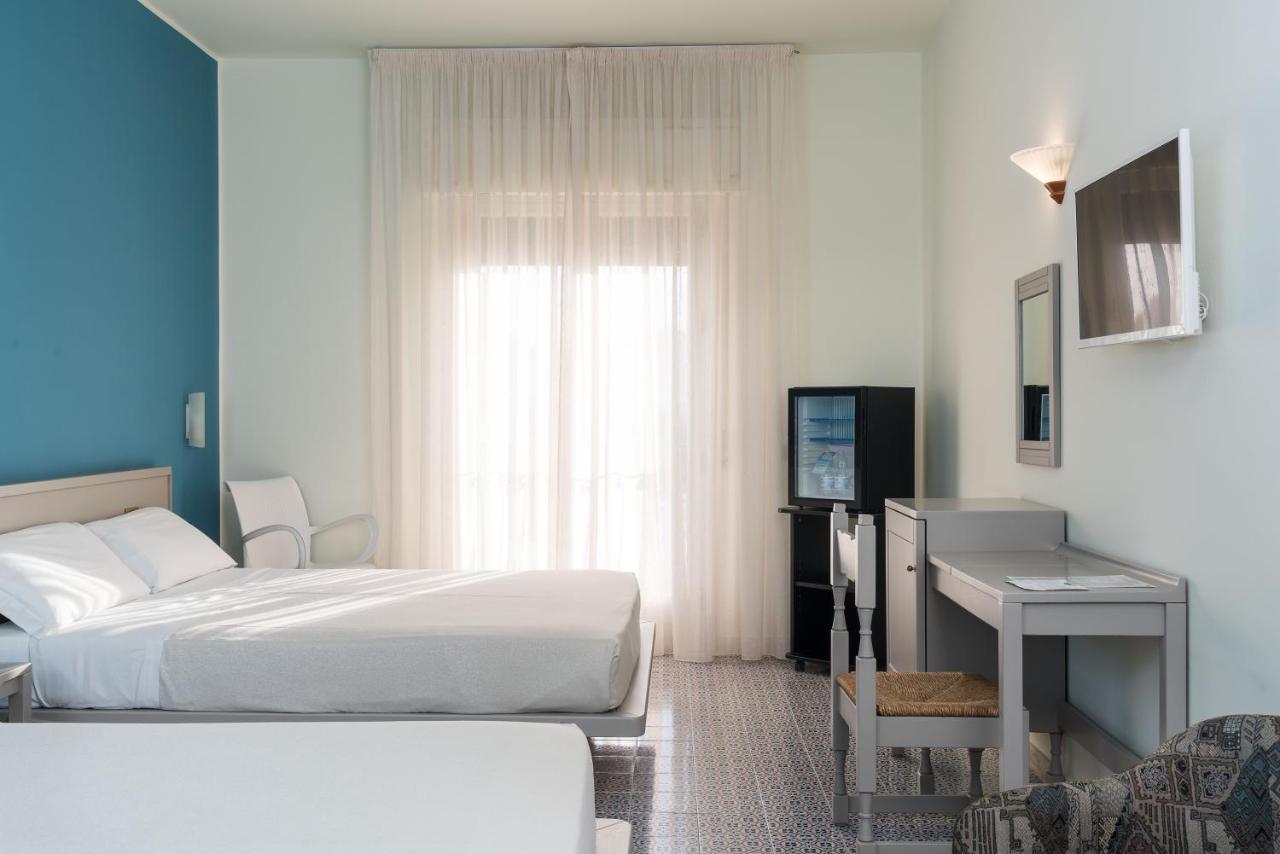 Classic Twin Room