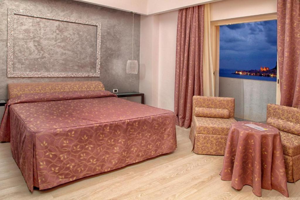 Classic Double Room Sea View