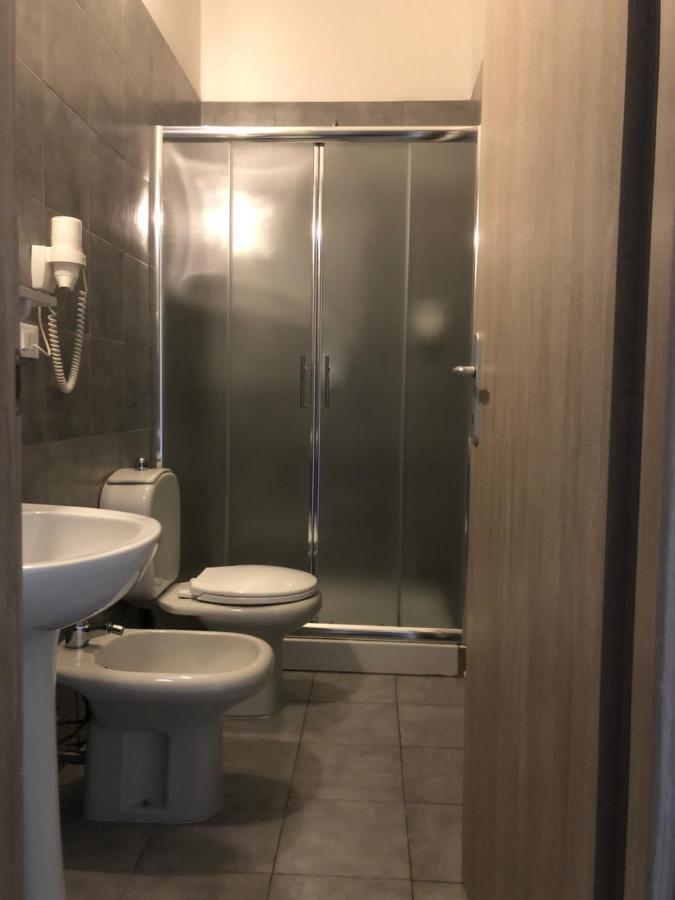 Single Room Private Bathroom