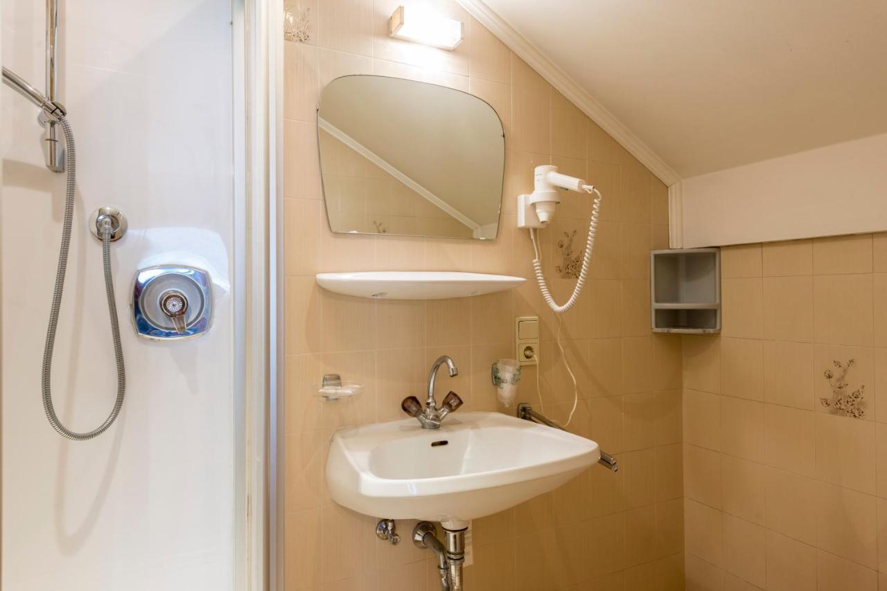Standard Double Room Balcony,1189387879:JPEG