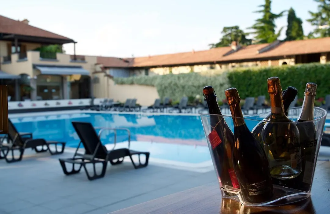 Hotel Dei Giardini-1