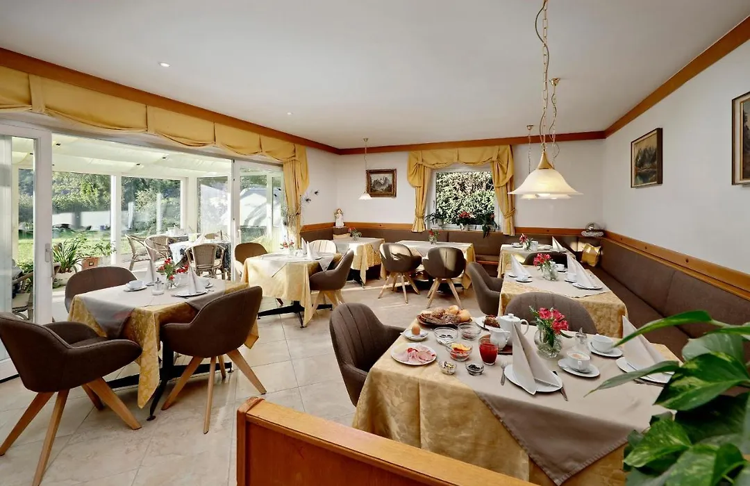 Pension Alpenblick-1