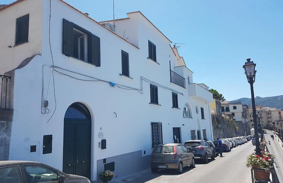 Villa Caruso-1