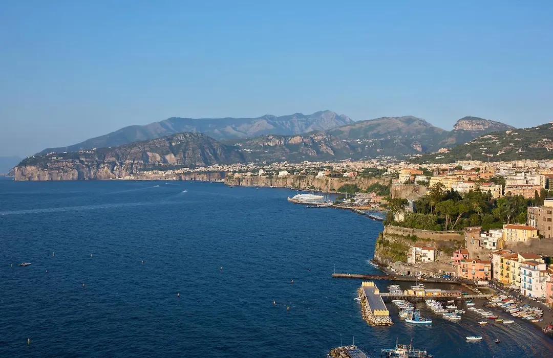 Golden Home Sorrento-1