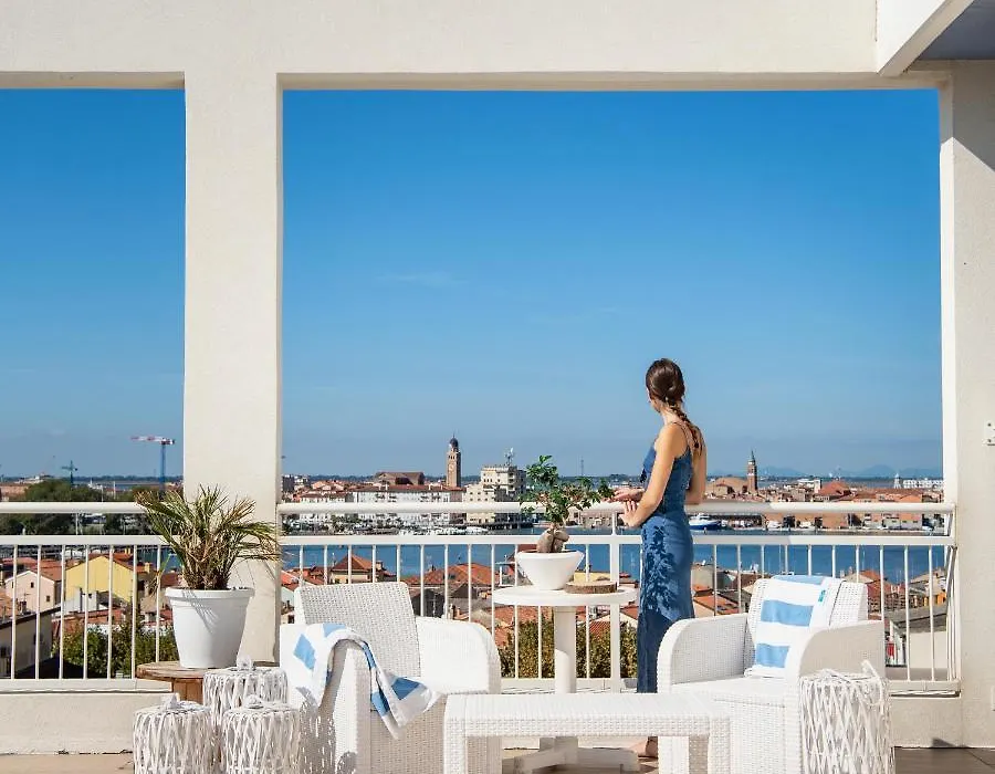 Hotel Mediterraneo-1