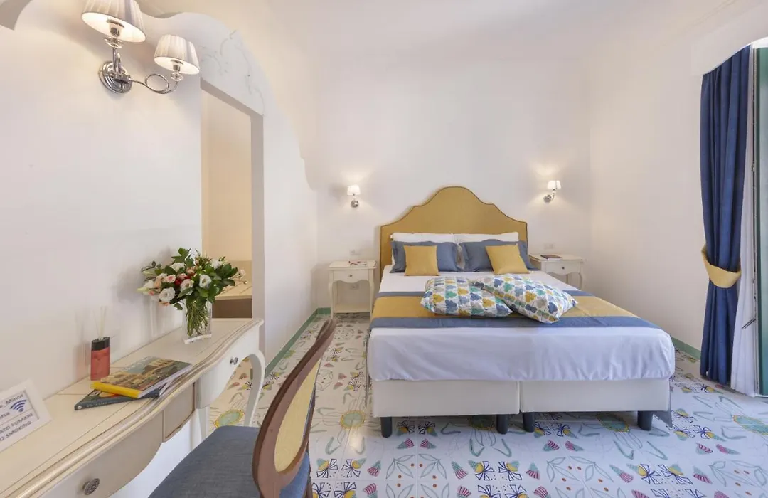 Antica Rheginna Luxury Room-1