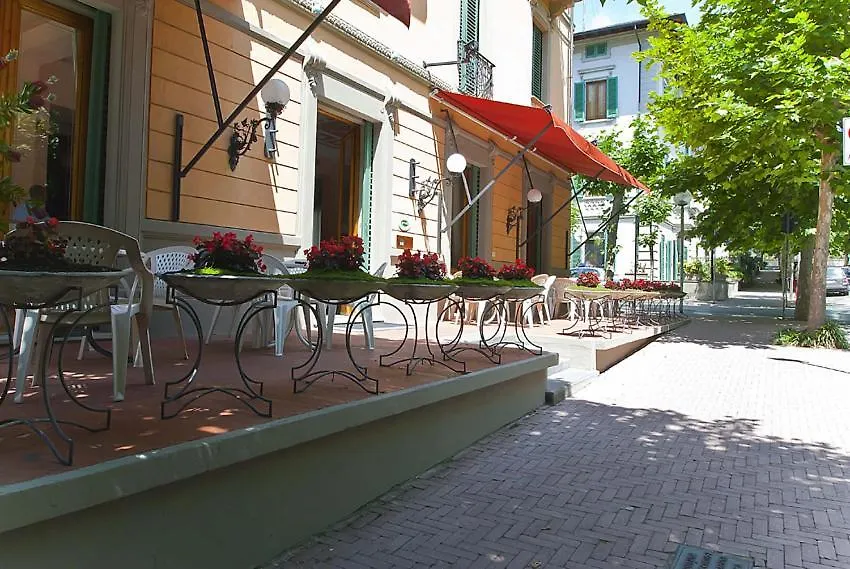 Hotel Maestoso-1