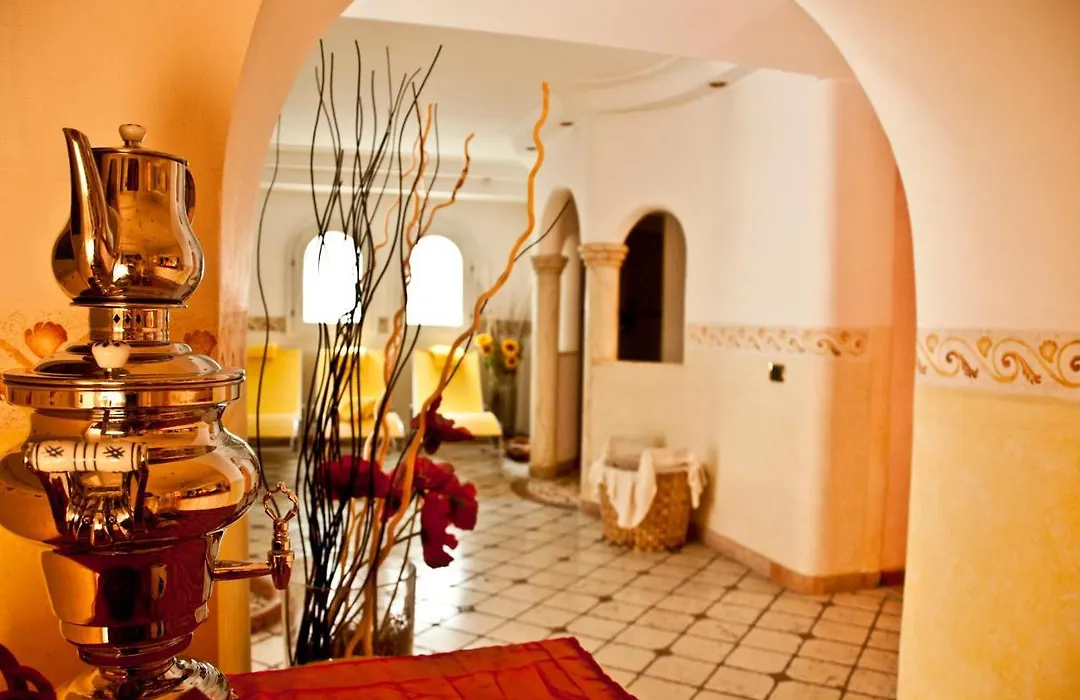 Hotel Corona-1