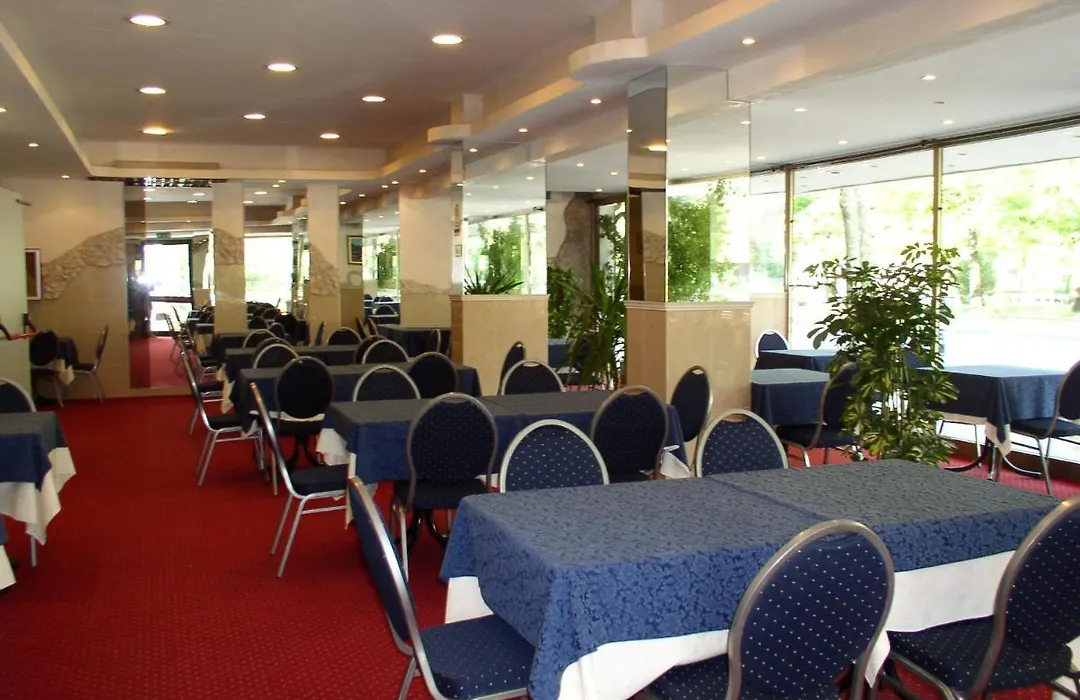 Hotel Palace-1