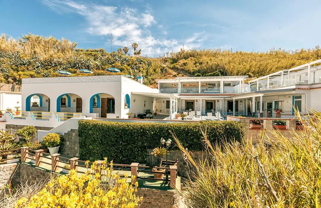Hotel Cava Dell'Isola-1