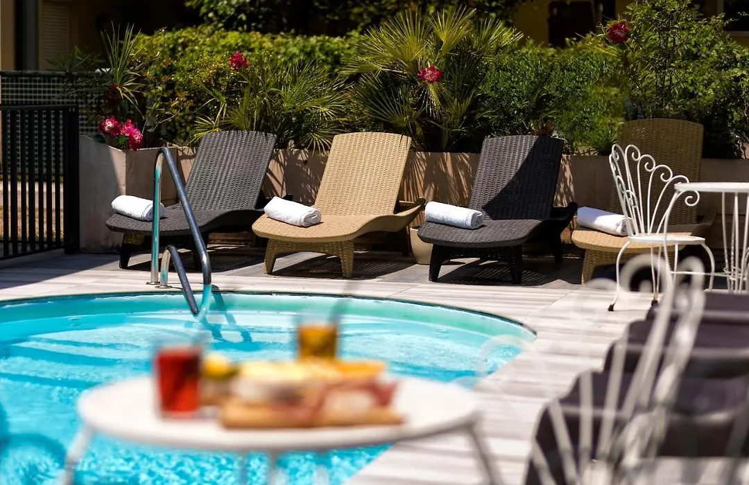 Hotel Condor-New 2024-Con Piscina-1