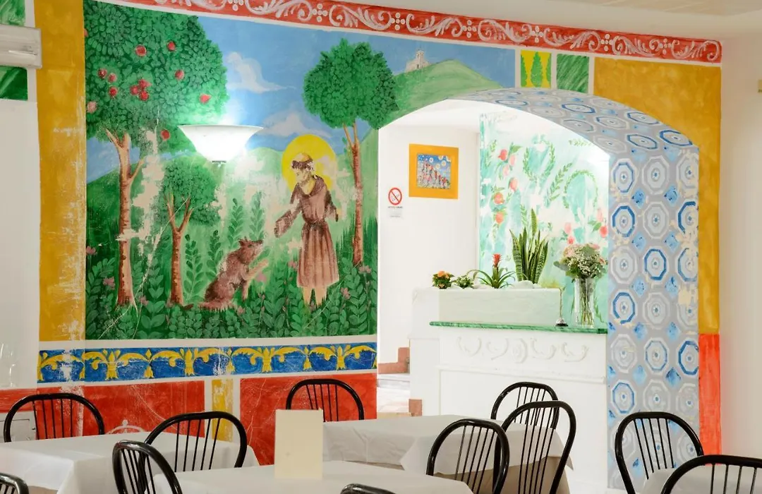 Hotel San Francesco e il lupo-1