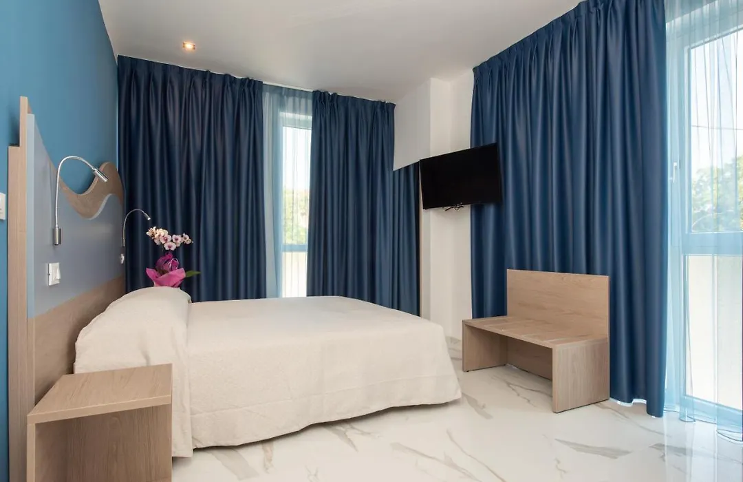 Hotel Marconi Express-1