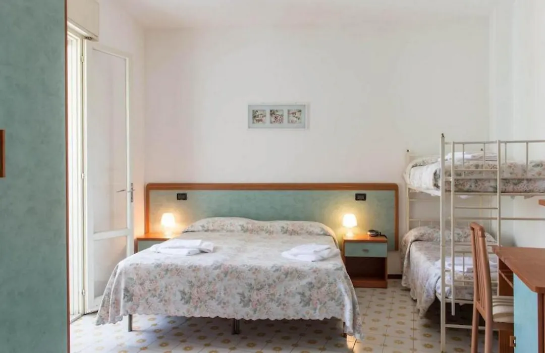 Hotel Levante Sul Mare-1
