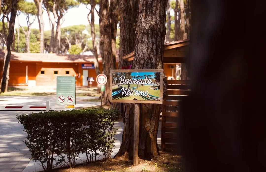 Isola Verde Camping Village-1