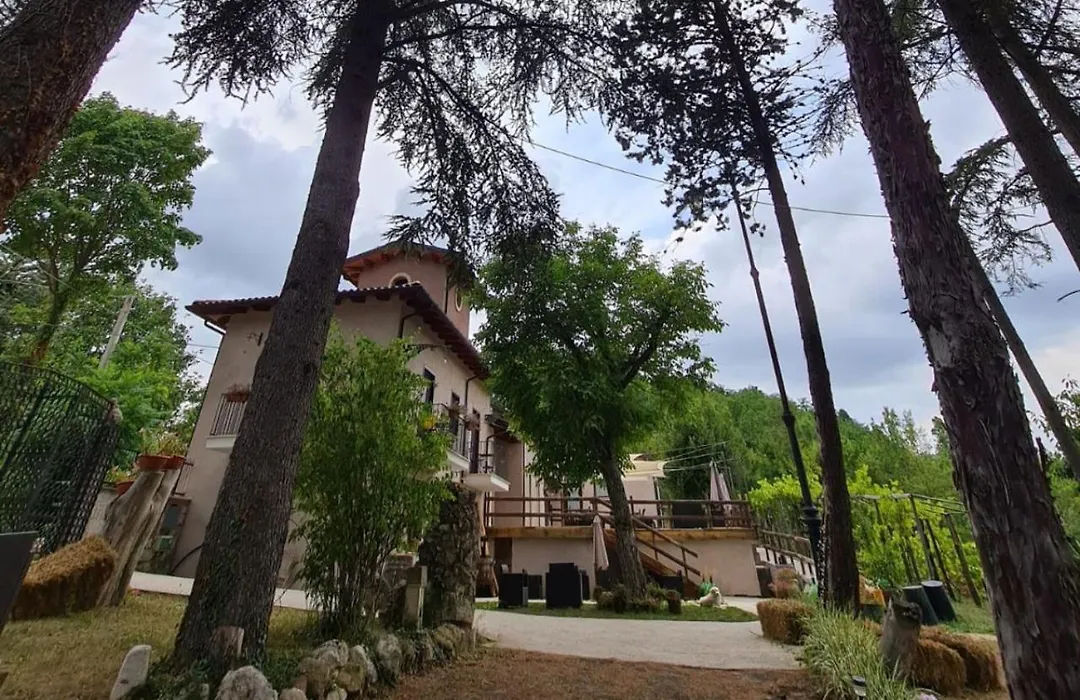 il Casaletto Agriturismo Moderno, Vista Panoramica e Cibo Spettacolare- Scurcola Marsicana-1