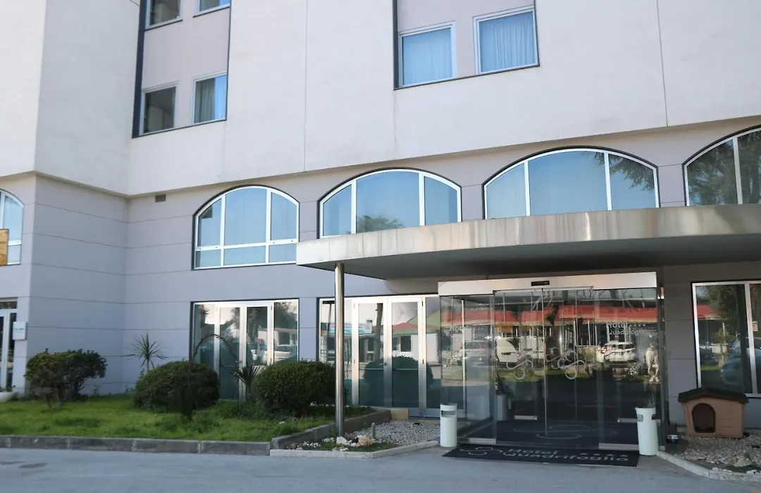 Hotel Quadrifoglio-1
