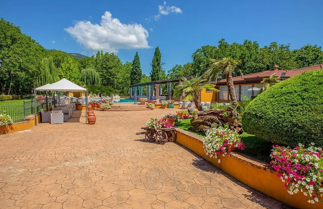 Aminta Resort-1
