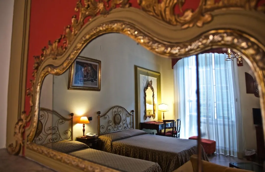 Hotel La Luna-1