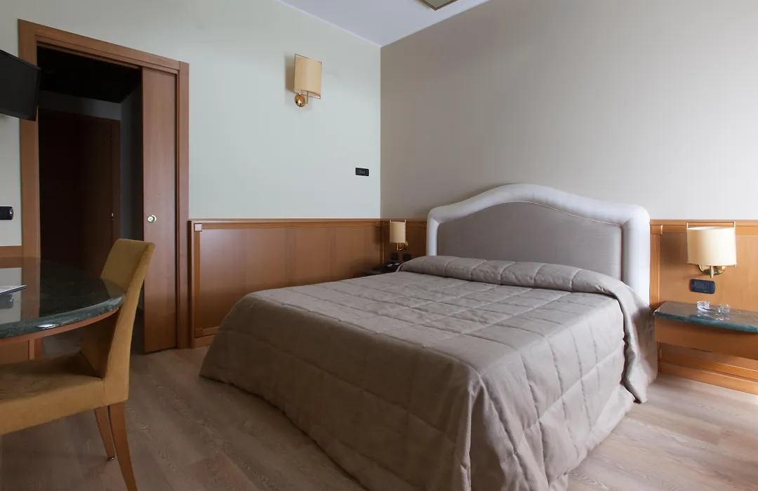 Airport Hotel Malpensa-1