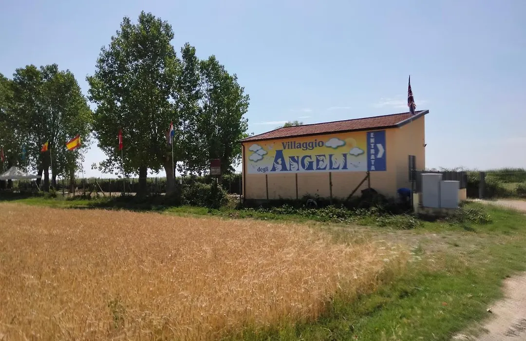 VILLAGGIO degli ANGELI SCERNE PINETO-1