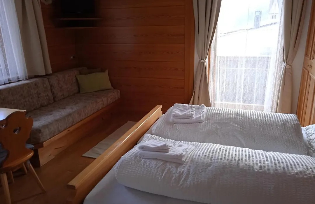 Apartment Noggler-1