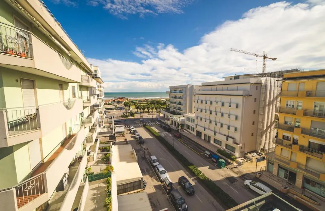 Hotel Grand Prix-1