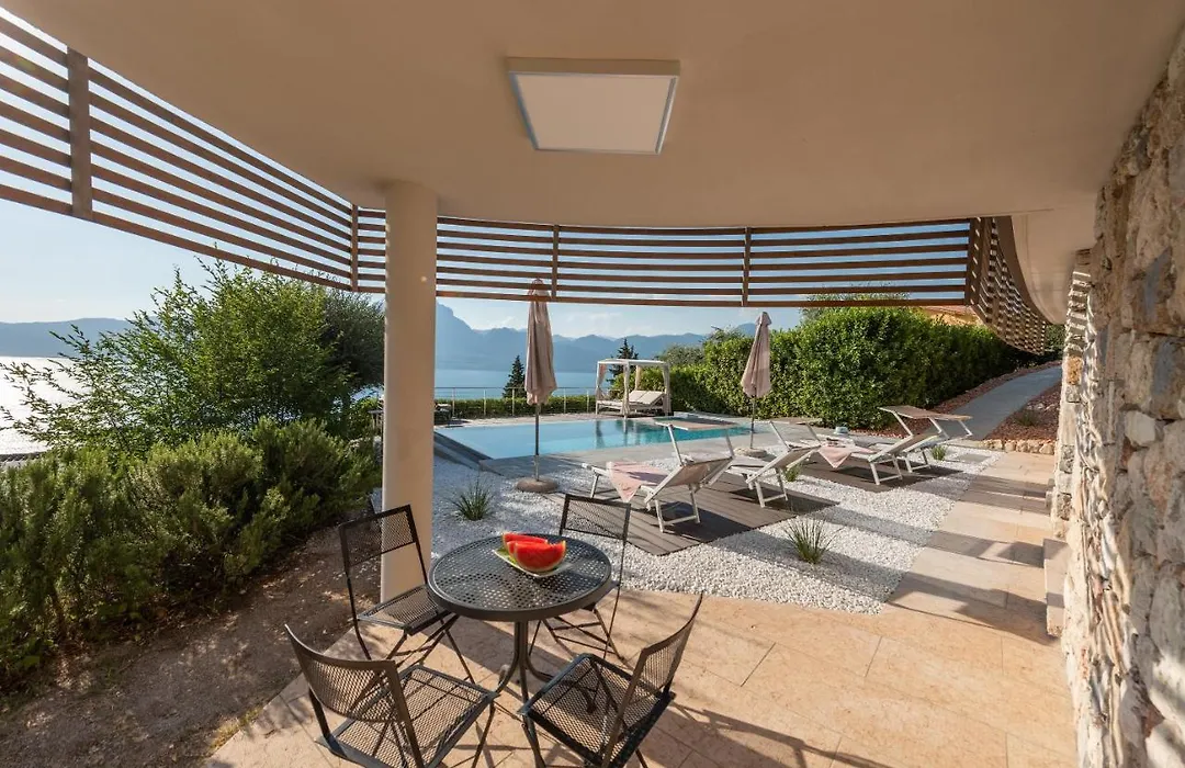 Villa Vela-1