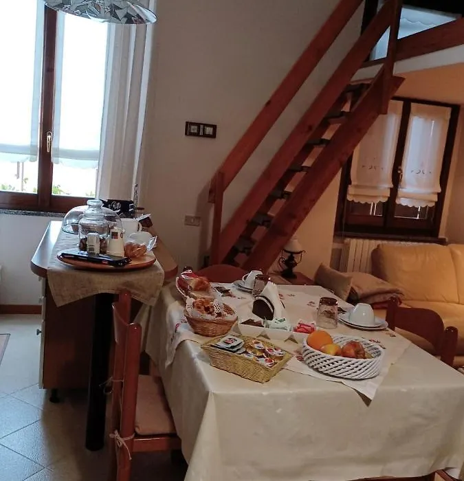 B&B Rosy-1
