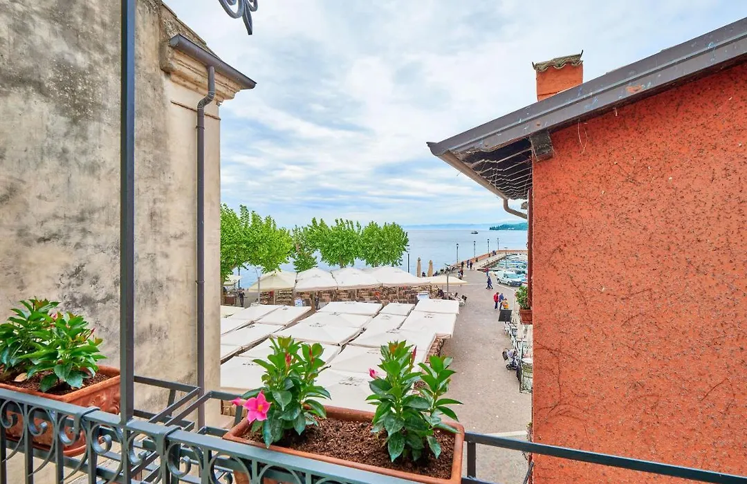Piccolo Hotel-1