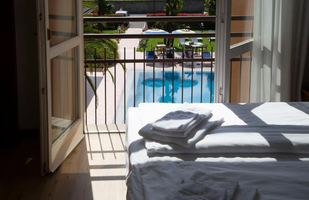 Sunlake Hotel-1
