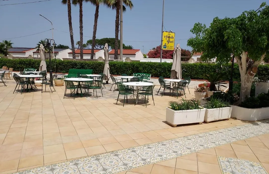 Arenella Beach Rooms-1