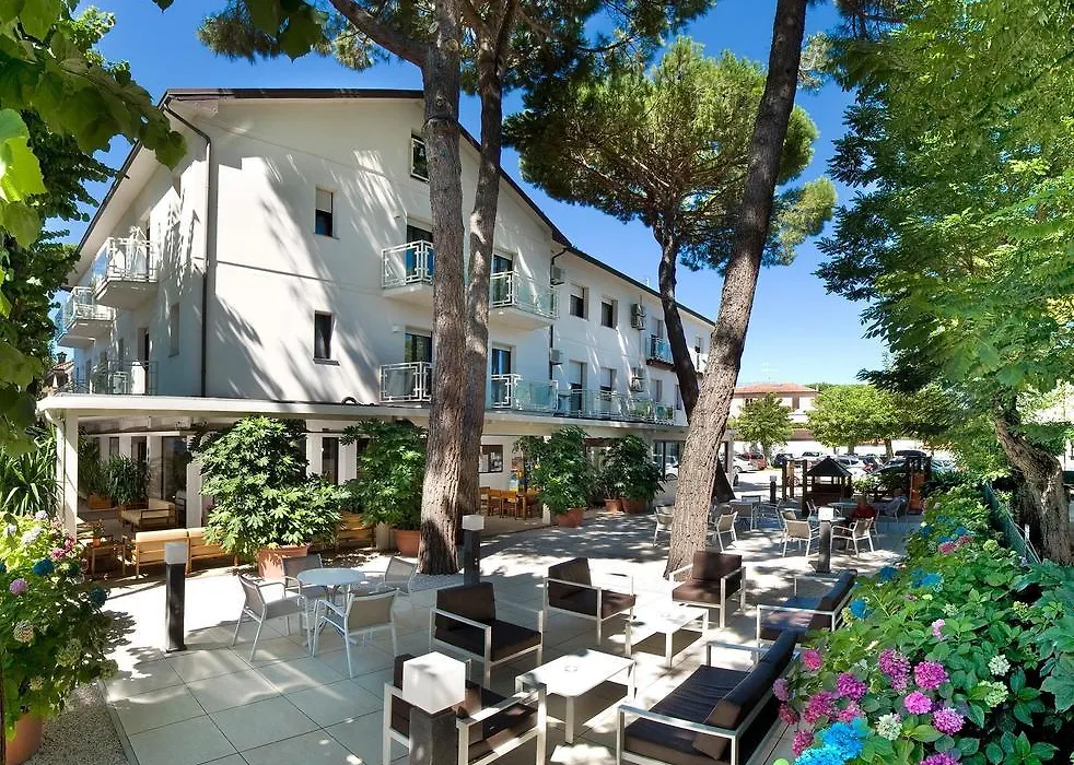 Hotel Trieste-1