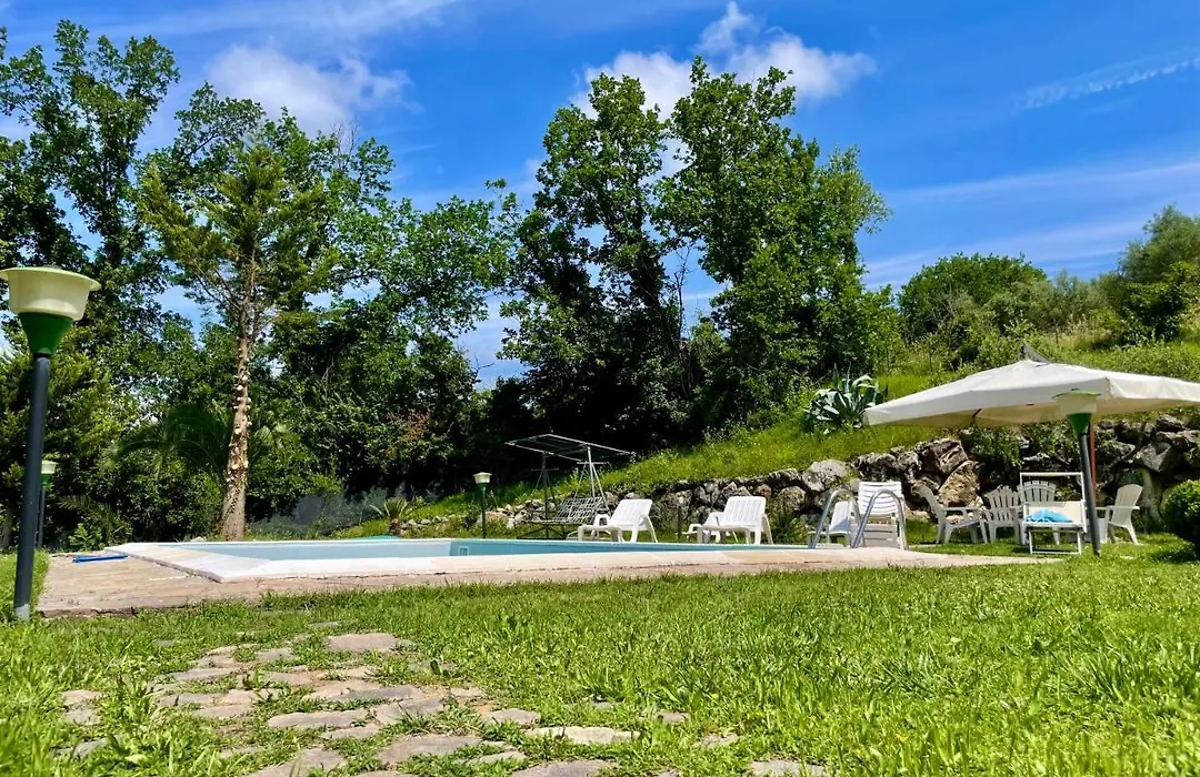 Villa con Piscina Donna Romina-1