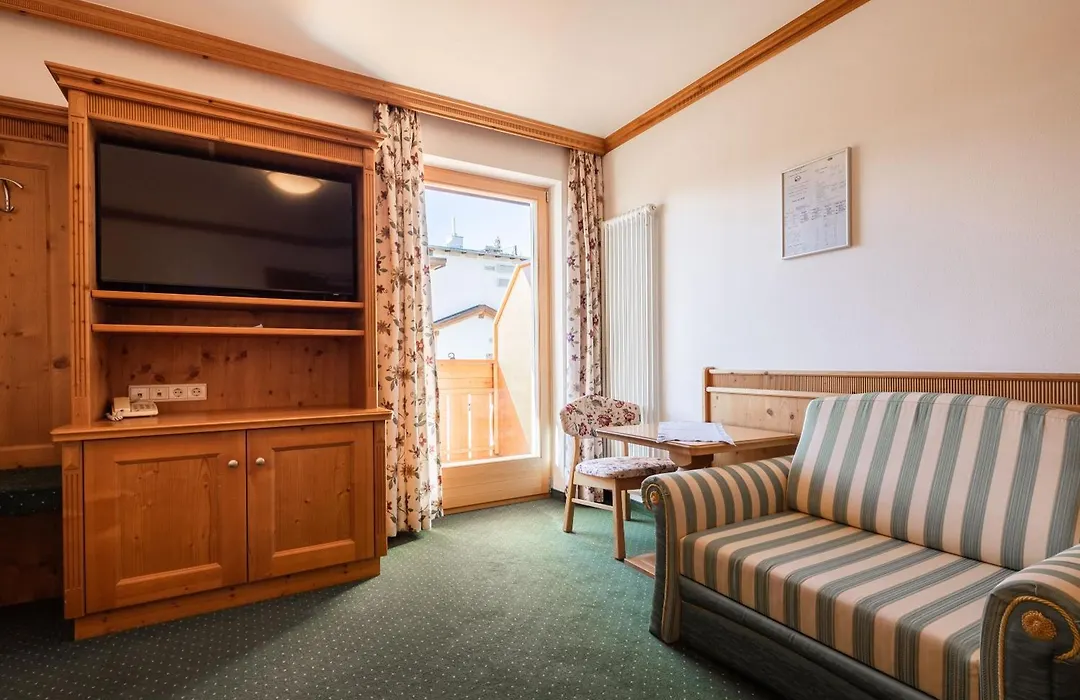 Hotel Sonnenhof-1