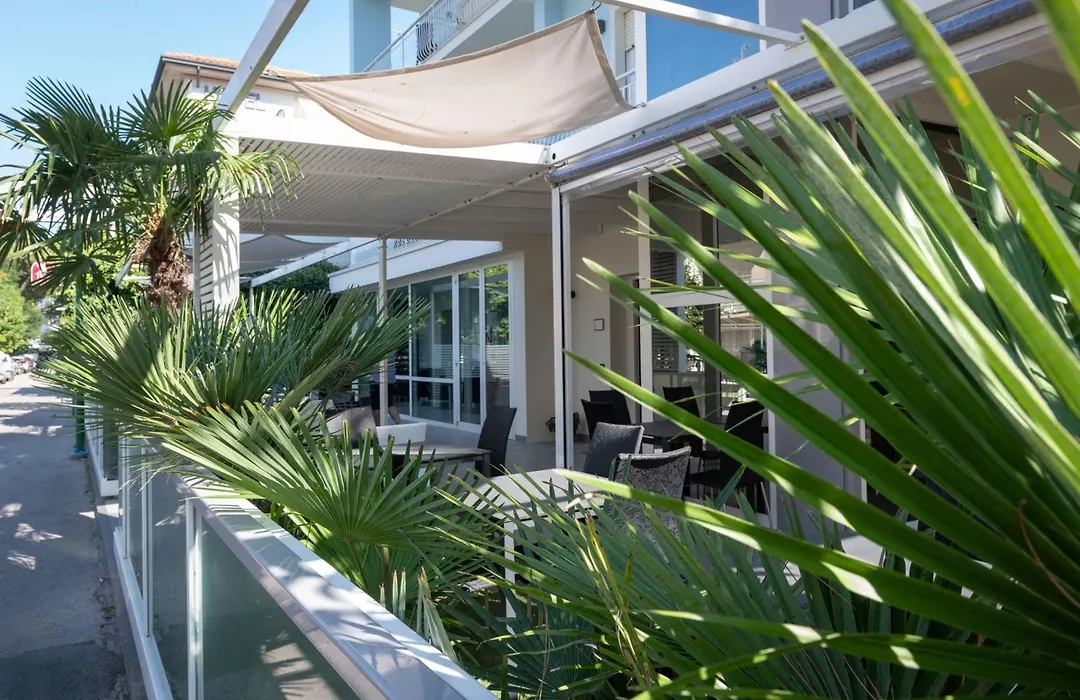 Hotel Smart Cervia B&B-1
