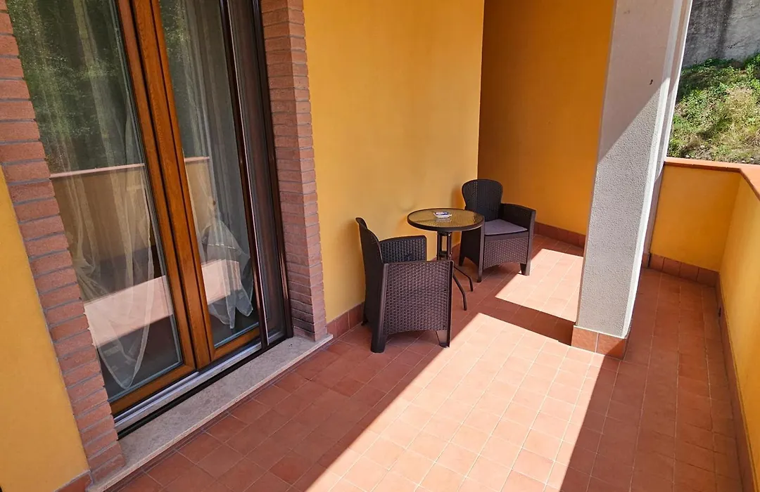 Villa Center appartamenti nel verde in città-1