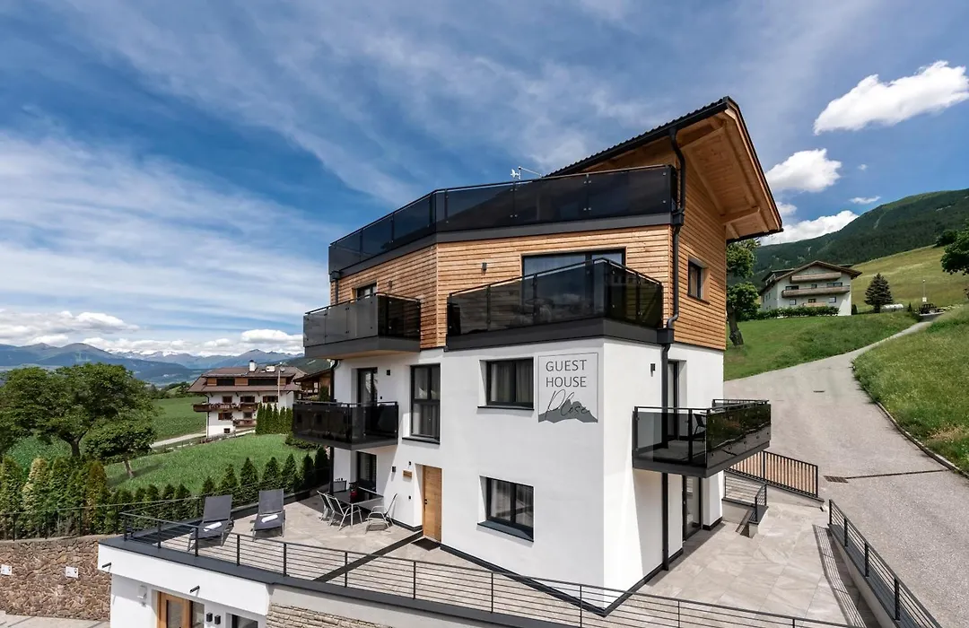 Guesthouse Plose-1