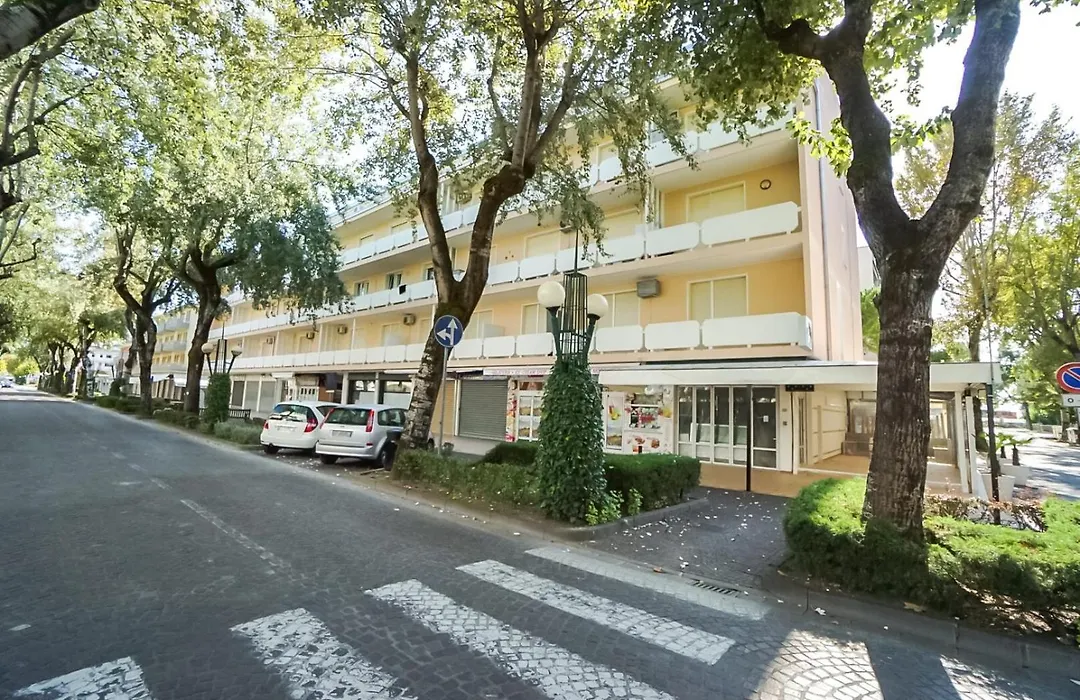 Condominio Bussola-1