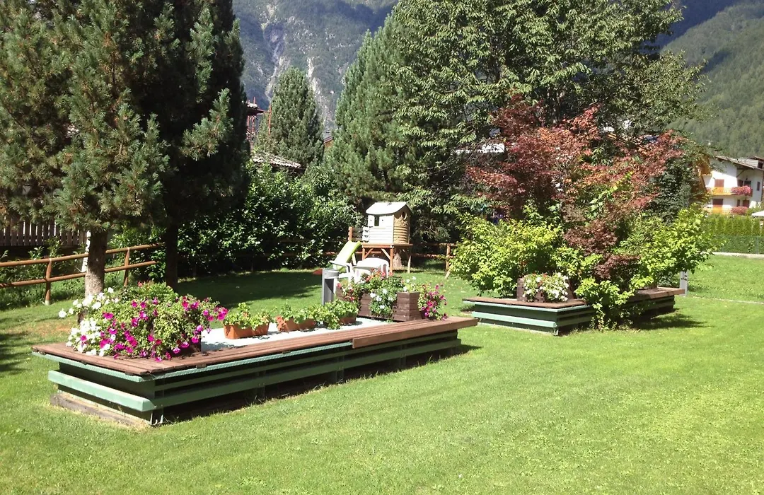 Hotel Cristina-1
