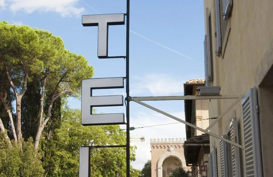 Hotel Italia-1