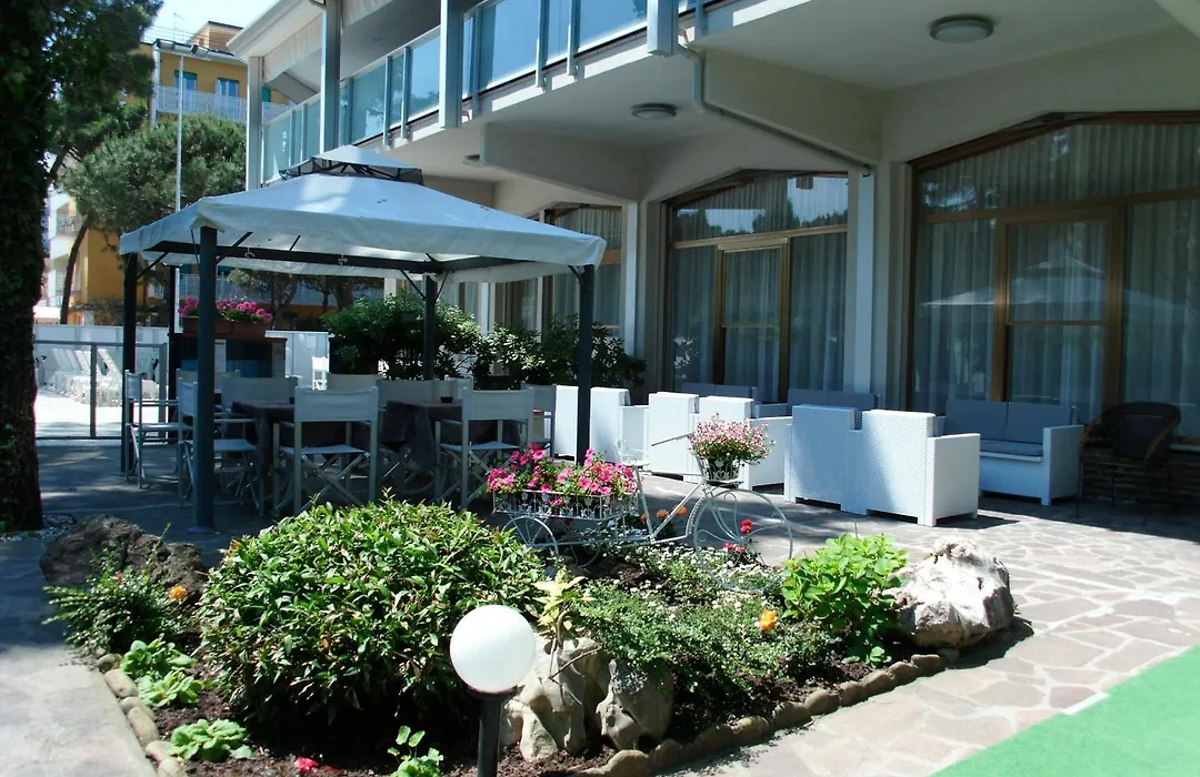 Hotel Sahara-1