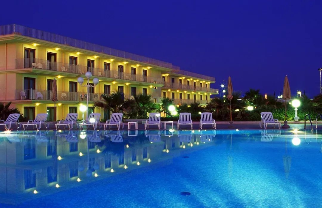 Dioscuri Bay Palace-1