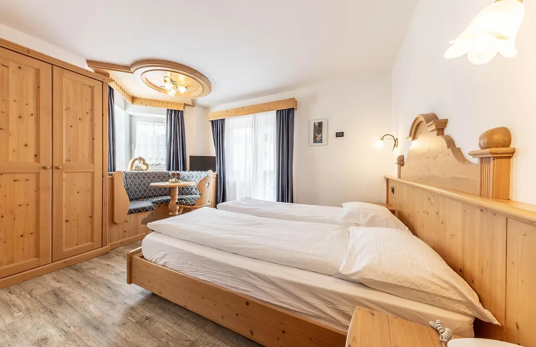Hotel Siror-1